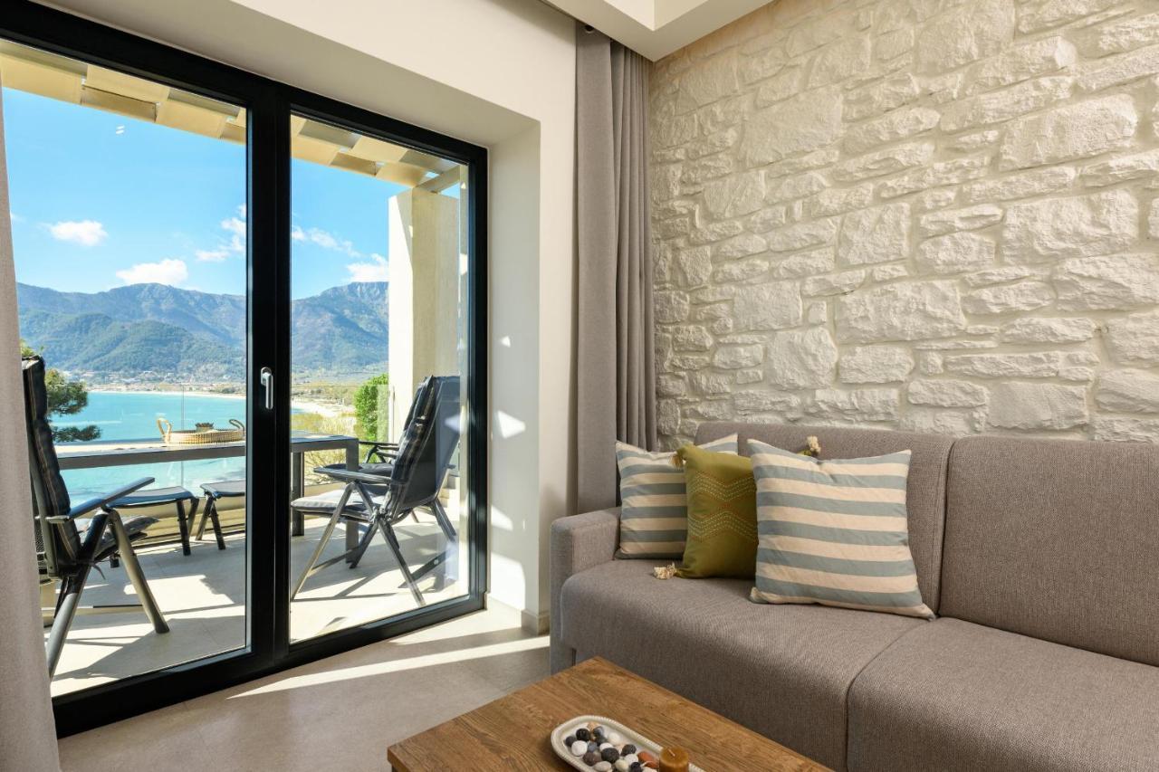 Archetypo Luxury Living Apartment Chrysi Ammoudia Luaran gambar
